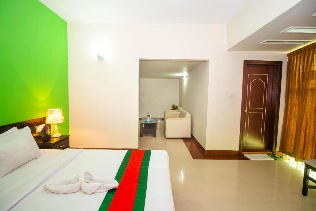 Hotel The Rahmania International Dhaka Ngoại thất bức ảnh