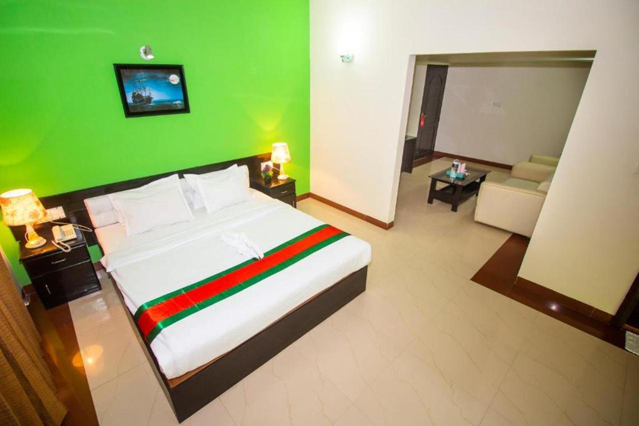 Hotel The Rahmania International Dhaka Ngoại thất bức ảnh